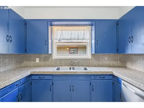 4801 NE 42nd Avenue Portland OR 97218