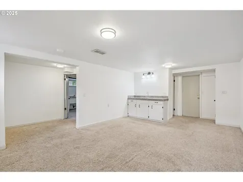4801 NE 42nd Avenue Portland OR 97218