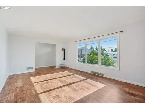 4801 NE 42nd Avenue Portland OR 97218