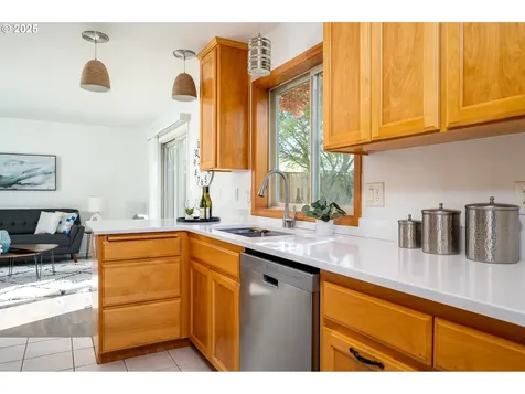 1093 NW Vista Way Mcminnville OR 97128