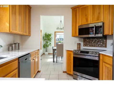 1093 NW Vista Way Mcminnville OR 97128