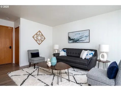 1093 NW Vista Way Mcminnville OR 97128