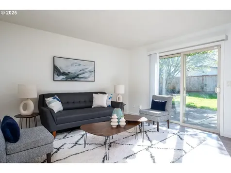 1093 NW Vista Way Mcminnville OR 97128