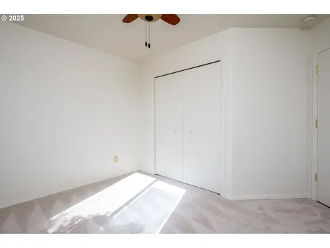 1093 NW Vista Way Mcminnville OR 97128