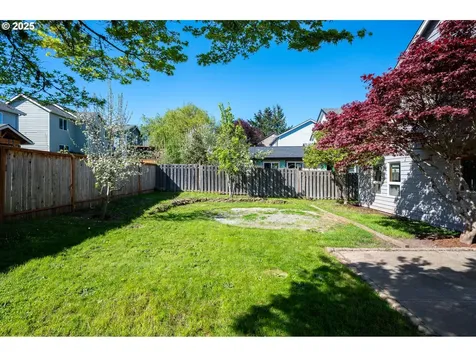 1093 NW Vista Way Mcminnville OR 97128