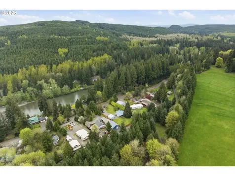 173 Riverview Drive Castle Rock WA 98611