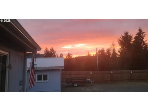 173 Riverview Drive Castle Rock WA 98611