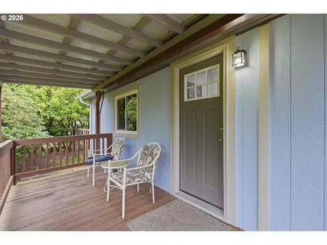173 Riverview Drive Castle Rock WA 98611