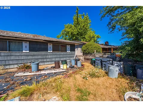 2255 Polk Street Eugene OR 97405