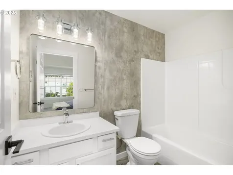 3295 SW 179th Terrace Beaverton OR 97003