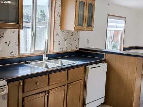 840 Floral Court The Dalles OR 97058