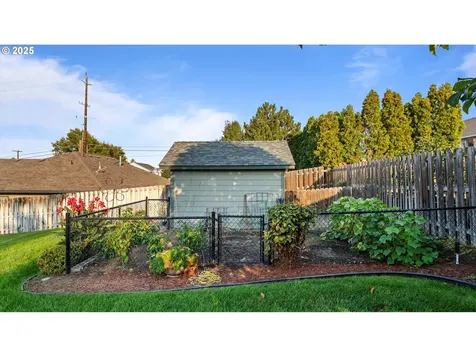990 E Hurlburt Avenue Hermiston OR 97838