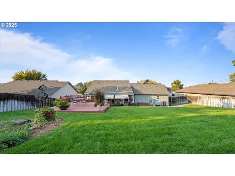 990 E Hurlburt Avenue Hermiston OR 97838