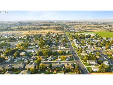 990 E Hurlburt Avenue Hermiston OR 97838