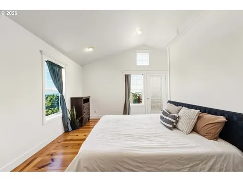 1240 Newport Avenue SW Bandon OR 97411