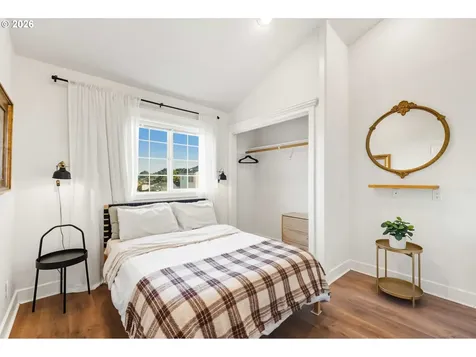 1240 Newport Avenue SW Bandon OR 97411