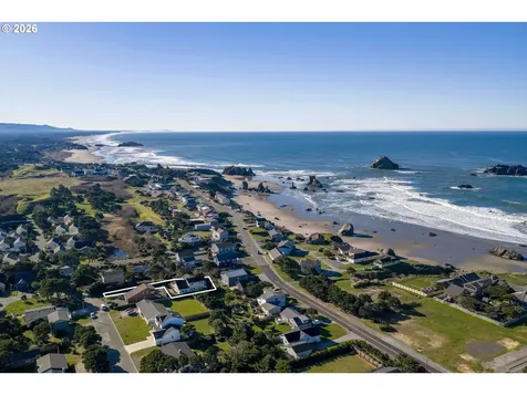 1240 Newport Avenue SW Bandon OR 97411