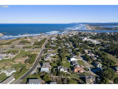 1240 Newport Avenue SW Bandon OR 97411