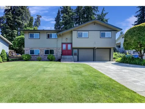 703 NW 94th Street Vancouver WA 98665