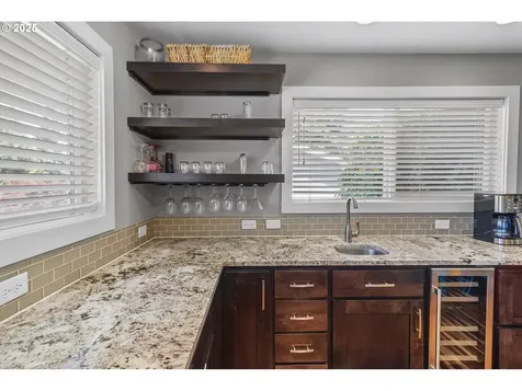 703 NW 94th Street Vancouver WA 98665