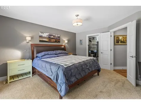 703 NW 94th Street Vancouver WA 98665