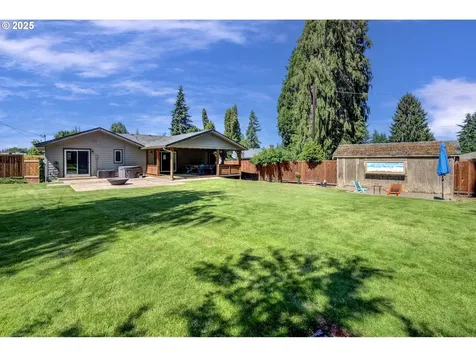 703 NW 94th Street Vancouver WA 98665