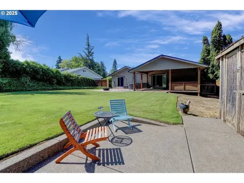 703 NW 94th Street Vancouver WA 98665