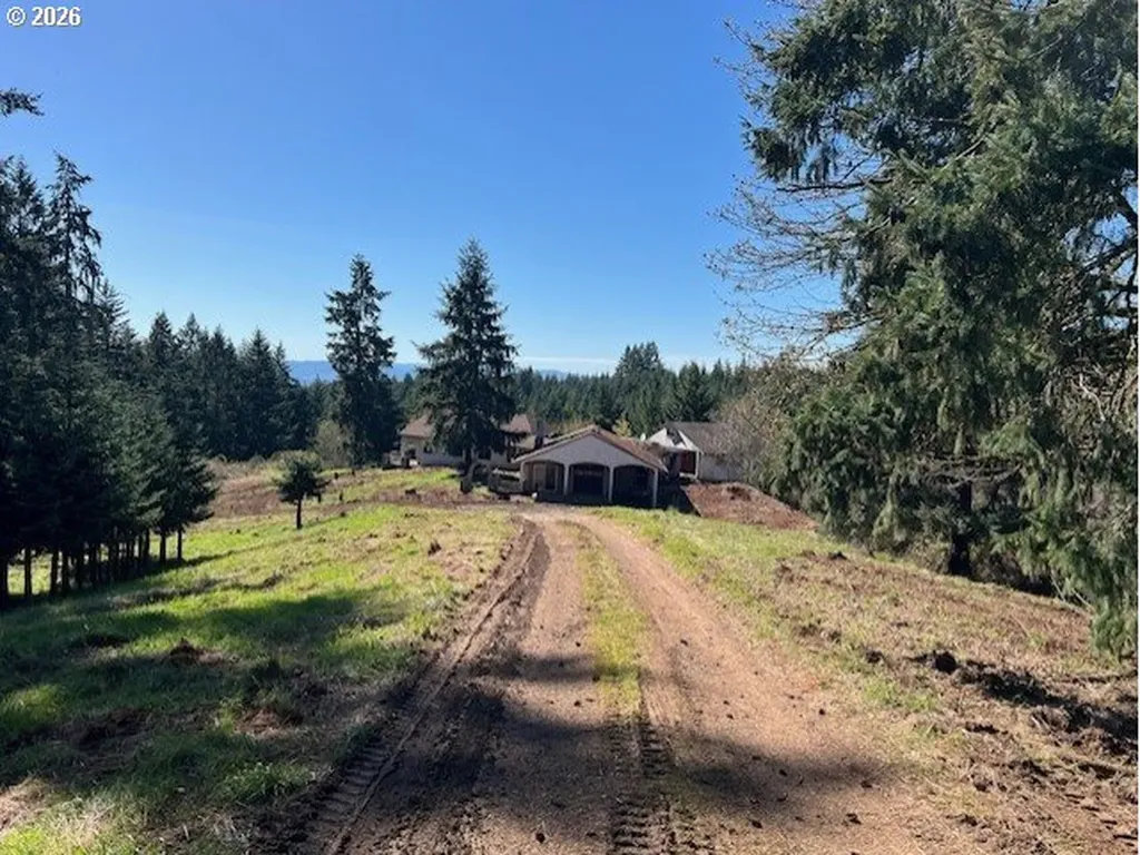 13707 NW Bishop Road Hillsboro OR 97124