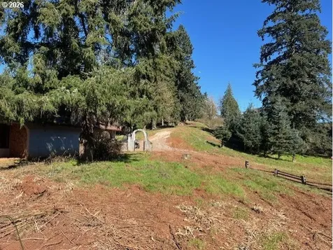 13707 NW Bishop Road Hillsboro OR 97124