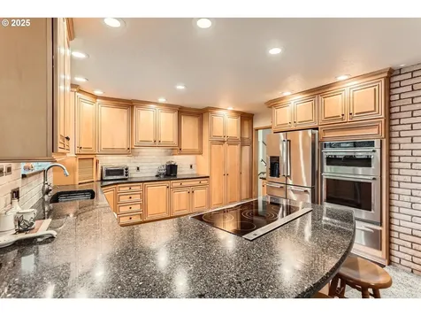 3525 NE 125th Avenue Portland OR 97230