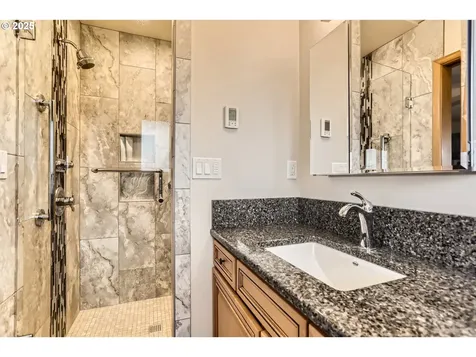 3525 NE 125th Avenue Portland OR 97230