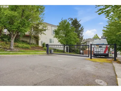 13620 SW Blue Spruce Court Portland OR 97224