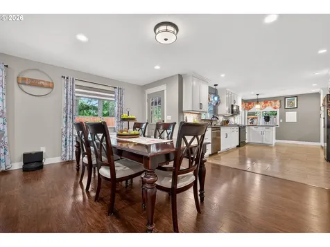 2264 SE Singing Woods Drive Hillsboro OR 97123