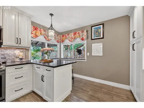 2264 SE Singing Woods Drive Hillsboro OR 97123