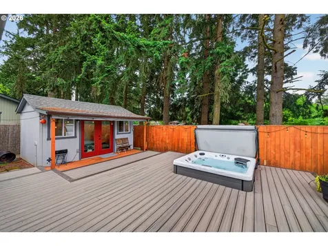 2264 SE Singing Woods Drive Hillsboro OR 97123