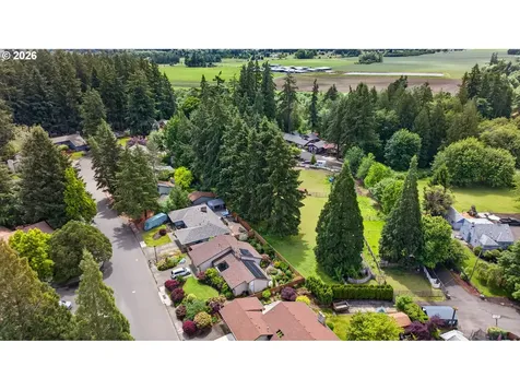 2264 SE Singing Woods Drive Hillsboro OR 97123