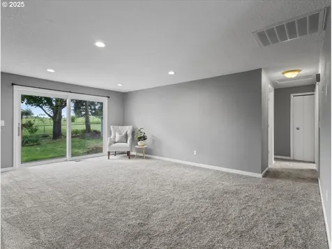 11508 Finnegans Way Oregon City OR 97045