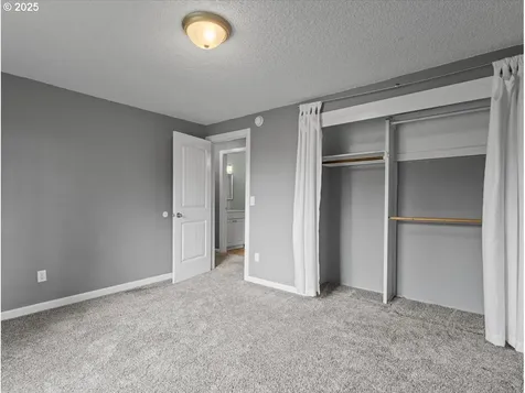 11508 Finnegans Way Oregon City OR 97045