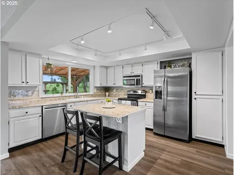 11508 Finnegans Way Oregon City OR 97045