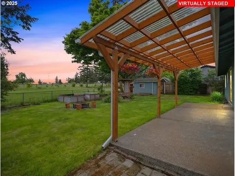 11508 Finnegans Way Oregon City OR 97045