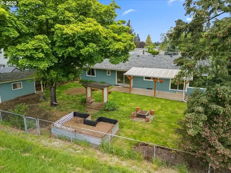 11508 Finnegans Way Oregon City OR 97045