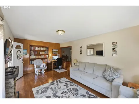 93748 Bay Park Lane Coos Bay OR 97420