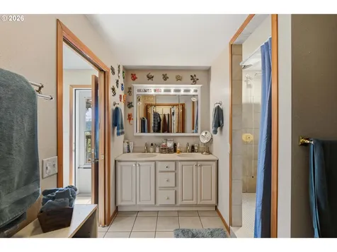 93748 Bay Park Lane Coos Bay OR 97420