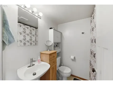 93748 Bay Park Lane Coos Bay OR 97420