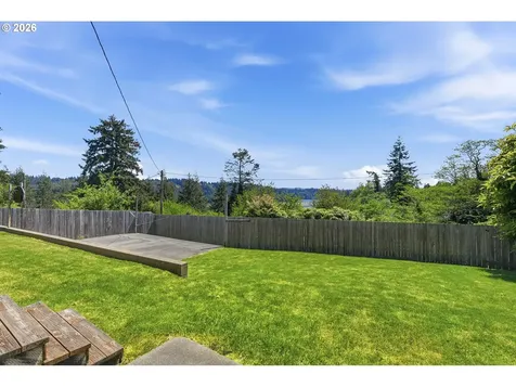 93748 Bay Park Lane Coos Bay OR 97420