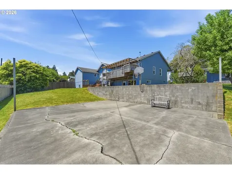 93748 Bay Park Lane Coos Bay OR 97420
