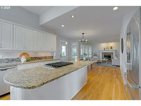 10541 SW Naeve Street Portland OR 97224