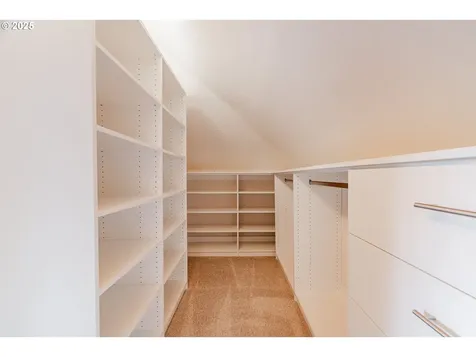 10541 SW Naeve Street Portland OR 97224