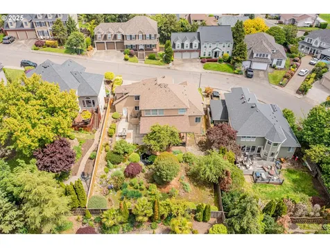 10541 SW Naeve Street Portland OR 97224