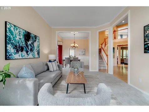 10541 SW Naeve Street Portland OR 97224
